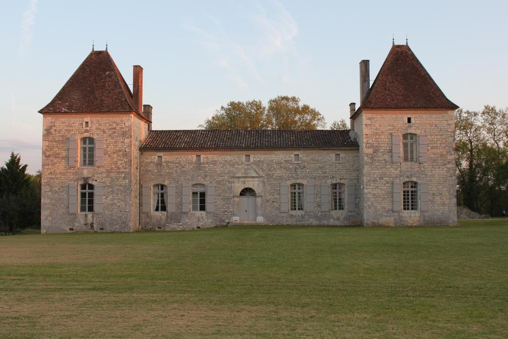 Chateau Secretary モンフランカン エクステリア 写真